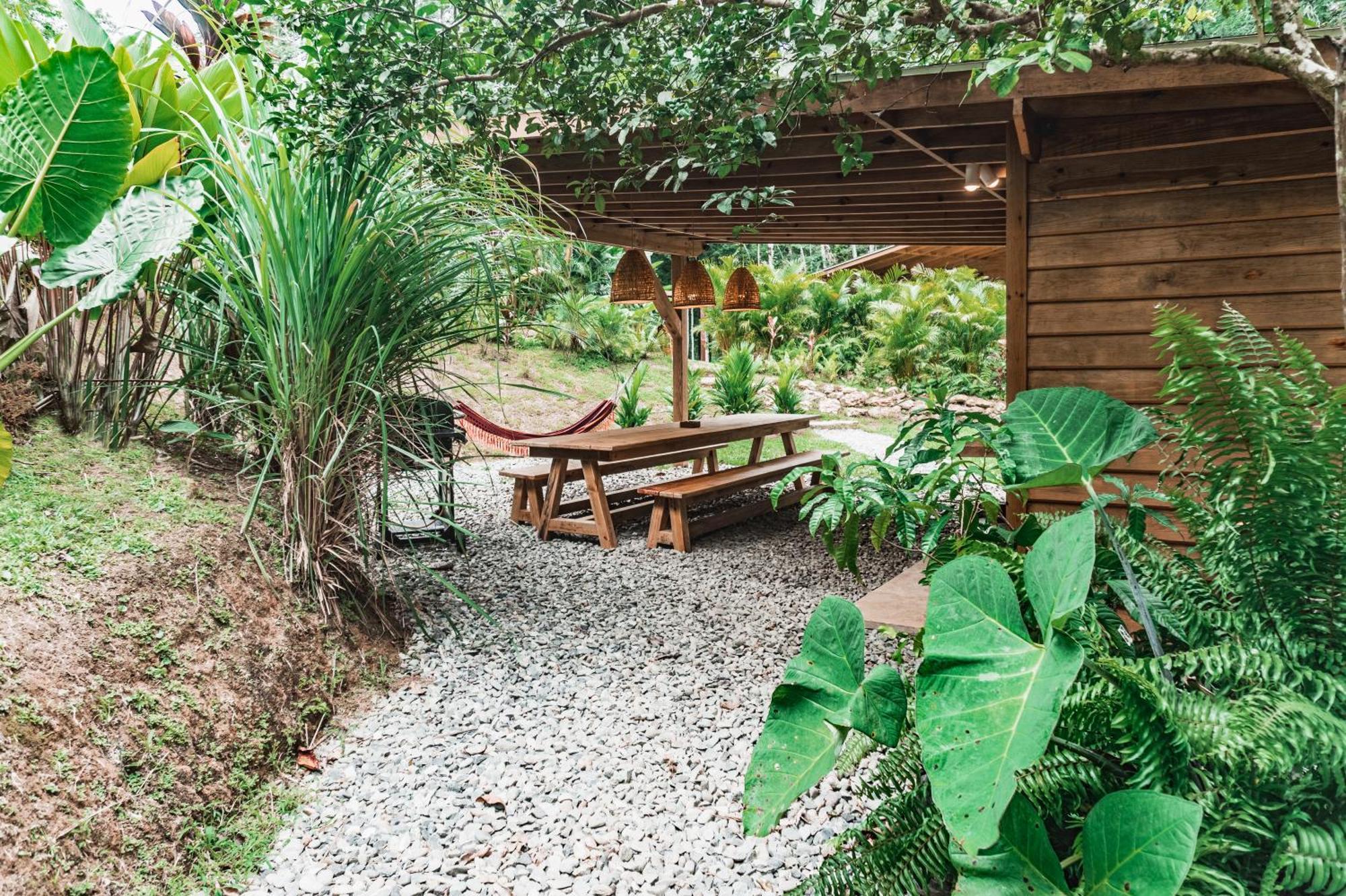 Bocas Garden Lodges Bocas Town Bagian luar foto